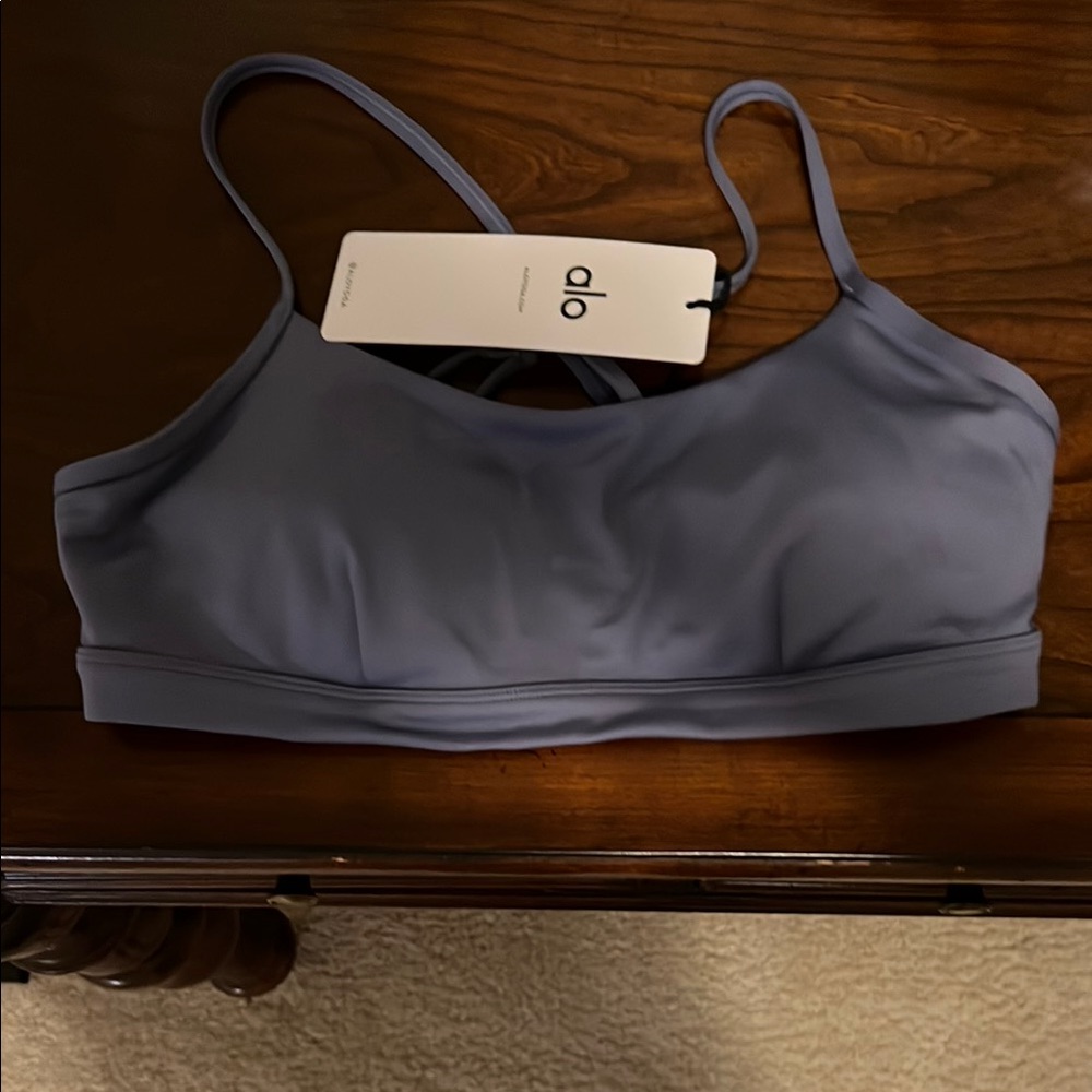 NWT ALO Yoga Airlift bra and infinity blue medium